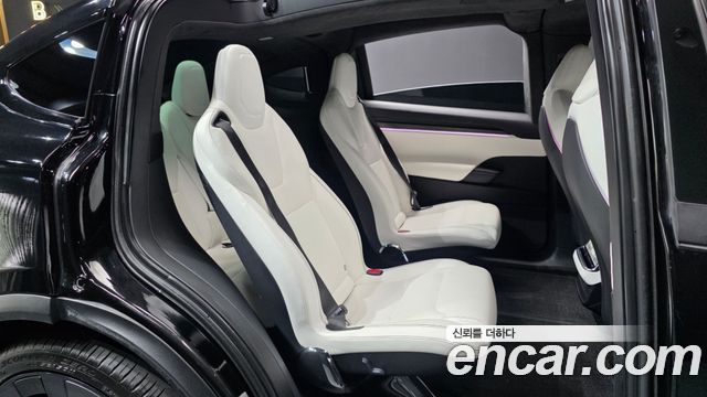 Tesla Model X Plaid 2023 — фото 16