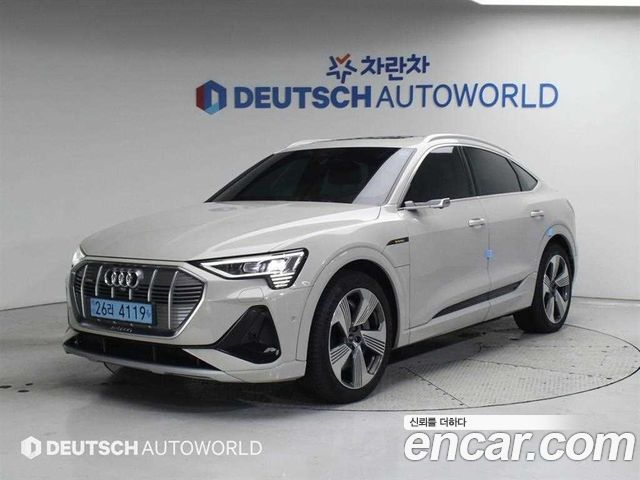 Audi e-tron 55 Quattro Sportback 2022 — фото 1