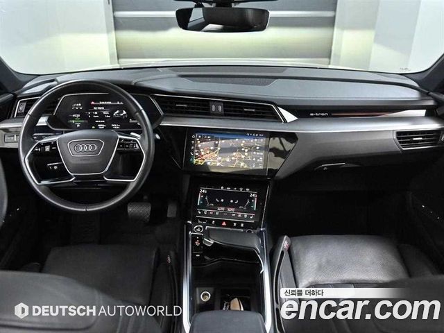 Audi e-tron 55 Quattro Sportback 2022 — фото 7
