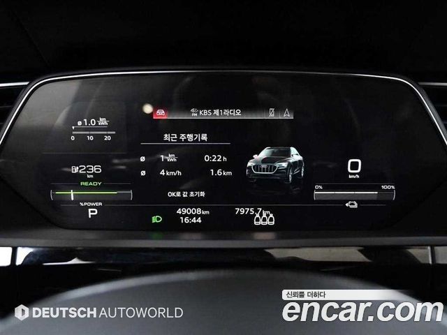 Audi e-tron 55 Quattro Sportback 2022 — фото 8