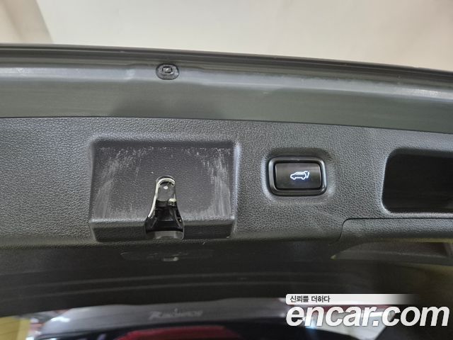 Hyundai Santa Fe Gasoline 2.5T 4WD Prestige 2023 — фото 24