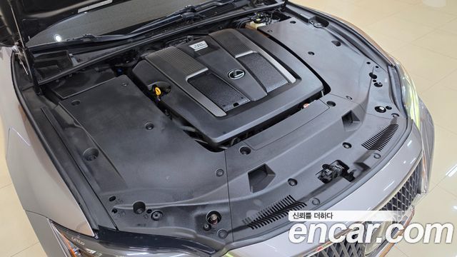 Lexus LS500 (V) 3.5 Luxury AWD 2022 — фото 7