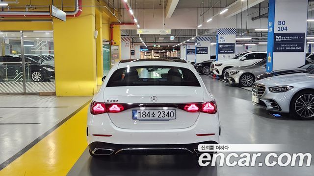 Mercedes-Benz E-Class (W214) E200 AMG Line 2026 — фото 3