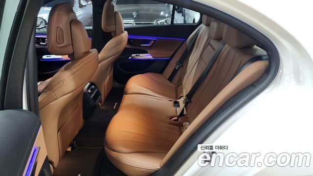 Mercedes-Benz E-Class (W214) E200 AMG Line 2026 — фото 18