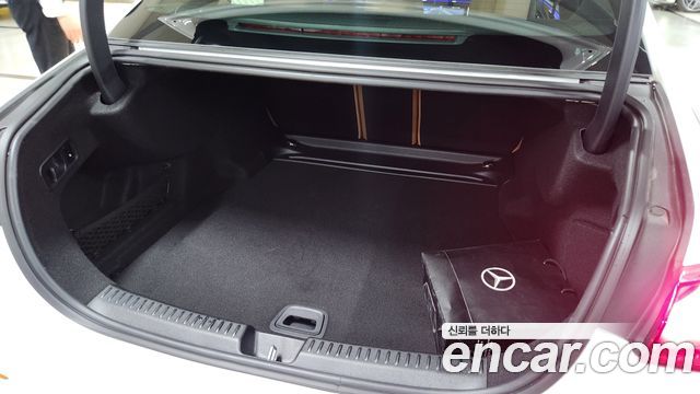 Mercedes-Benz E-Class (W214) E200 AMG Line 2026 — фото 23