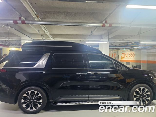 Kia Carnival (IV) Gasoline 7-seater Limousine(Special vehicle) 2023 — фото 3