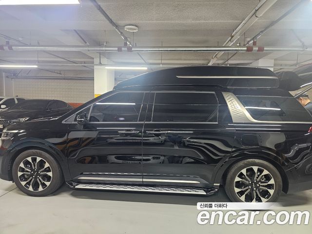 Kia Carnival (IV) Gasoline 7-seater Limousine(Special vehicle) 2023 — фото 4
