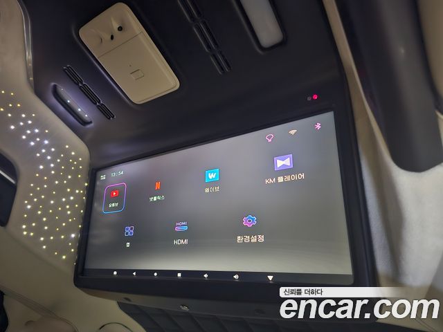 Kia Carnival (IV) Gasoline 7-seater Limousine(Special vehicle) 2023 — фото 8