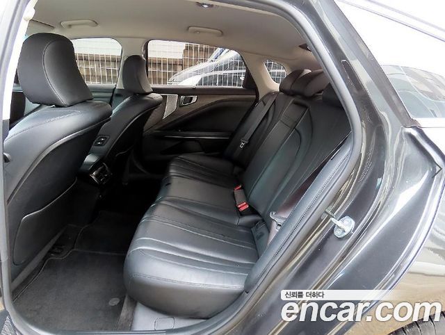 Kia K8 2.5 Gasoline 2WD Noblesse 2022 — фото 6