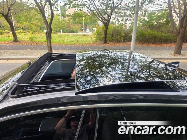 Hyundai Grandeur (GN7) 2,5 Gasoline 2WD Exclusive 2024 — фото 7