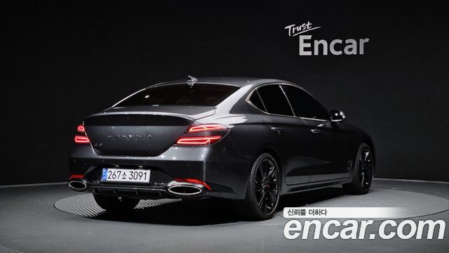 Genesis G70 Gasoline 2.0T 2WD 2021 — фото 2