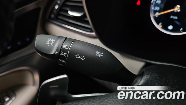 Genesis G70 Gasoline 2.0T 2WD 2021 — фото 30