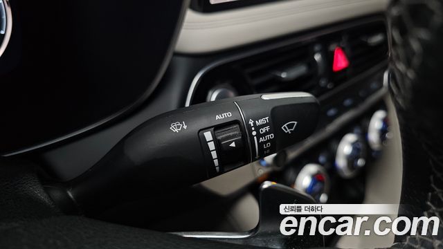 Genesis G70 Gasoline 2.0T 2WD 2021 — фото 31