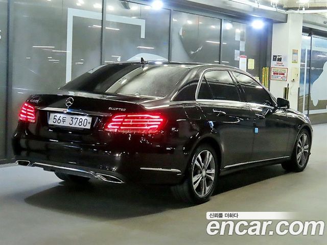 Mercedes-Benz E-Class (W212) E220 Bluetec Avantgarde 2015 — фото 4