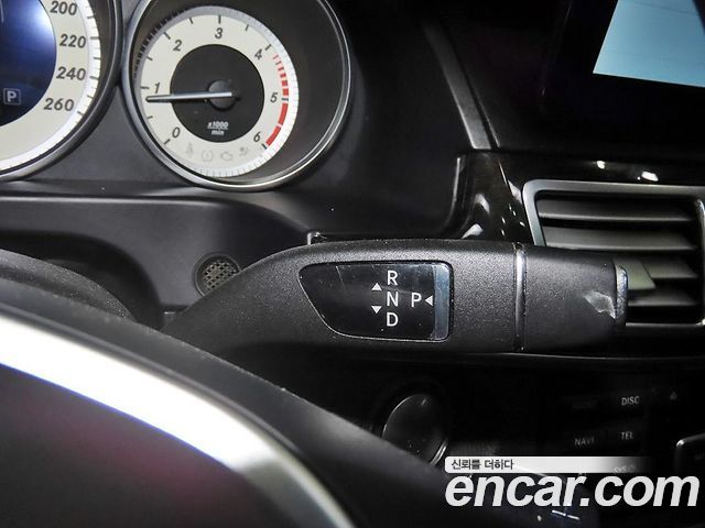 Mercedes-Benz E-Class (W212) E220 Bluetec Avantgarde 2015 — фото 16