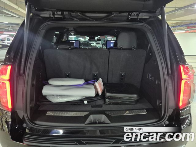 Chevrolet Tahoe 6.2 High Country 4WD 2023 — фото 7