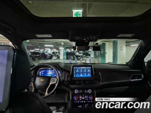 Chevrolet Tahoe 6.2 High Country 4WD 2023 — фото 16