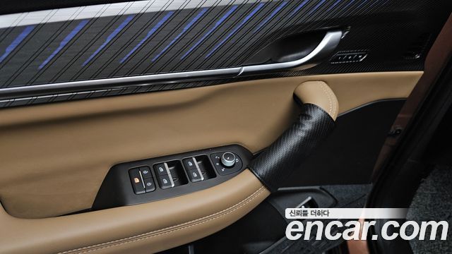 Renault Korea Grand Koleos 1.5 E-TECH Iconic 2WD 2025 — фото 17