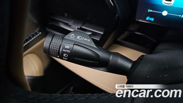 Renault Korea Grand Koleos 1.5 E-TECH Iconic 2WD 2025 — фото 33