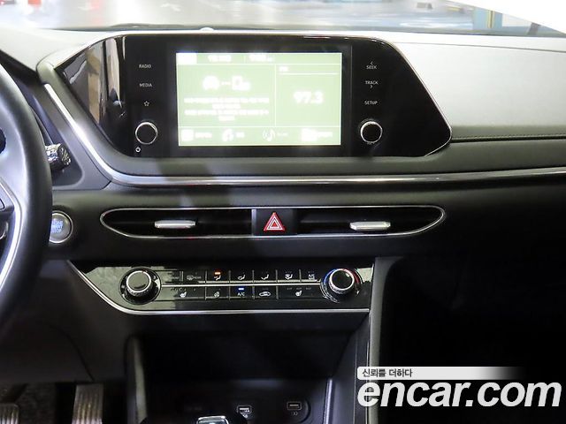 Hyundai Sonata (DN8) 2.0 Premium 2020 — фото 15