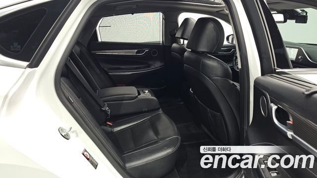 Hyundai Grandeur (IG) 3.0 Exclusive Special 2019 — фото 11