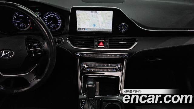 Hyundai Grandeur (IG) 3.0 Exclusive Special 2019 — фото 14
