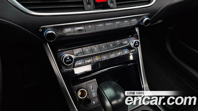Hyundai Grandeur (IG) 3.0 Exclusive Special 2019 — фото 18