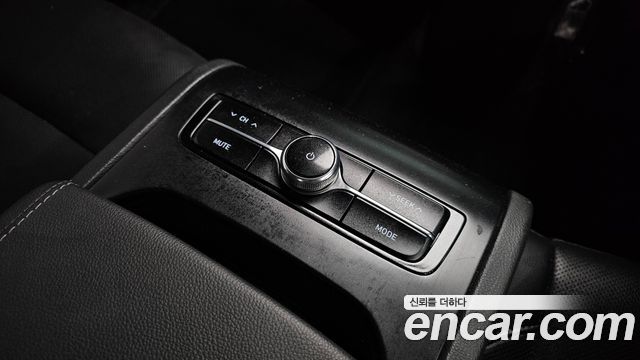 Hyundai Grandeur (IG) 3.0 Exclusive Special 2019 — фото 27