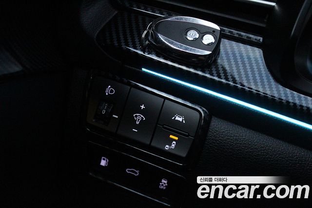 Kia K7 Premier 3.0 GDI Signature 2020 — фото 10