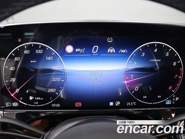 Mercedes-Benz E-Class (W214) E300 4MATIC AMG Line 2024 — фото 24