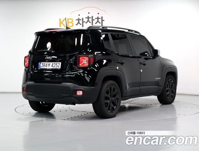 Jeep Renegade 1.3 Limited 2022 — фото 3