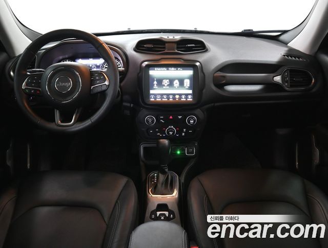 Jeep Renegade 1.3 Limited 2022 — фото 5