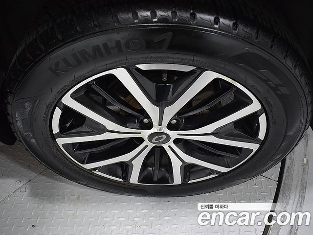 Renault Korea QM6 2.0 LPe RE Signature 2WD 2020 — фото 17