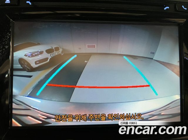 Toyota Camry 2.5 XLE 2015 — фото 18