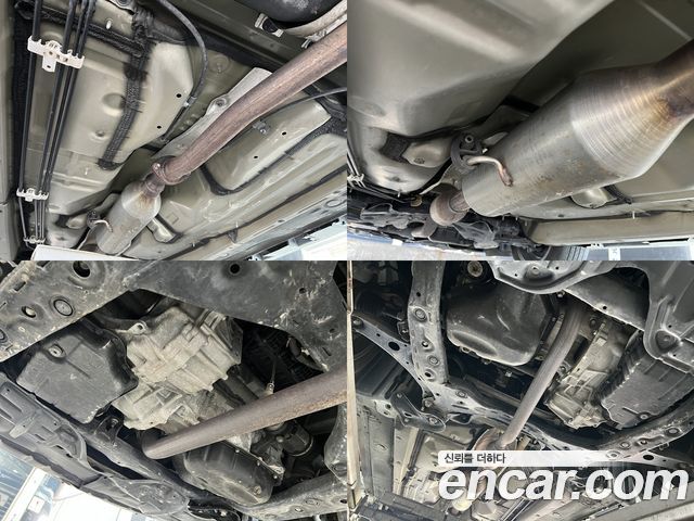 Toyota Camry 2.5 XLE 2015 — фото 24