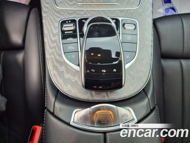 Mercedes-Benz E-Class (W213) E450 4MATIC Cabriolet 2022 — фото 17