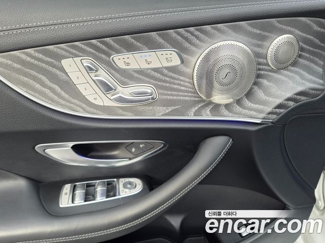 Mercedes-Benz E-Class (W213) E450 4MATIC Cabriolet 2022 — фото 18