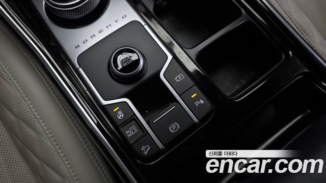Kia Sorento (IV) HEV 1.6 2WD Gravity 2023 — фото 18