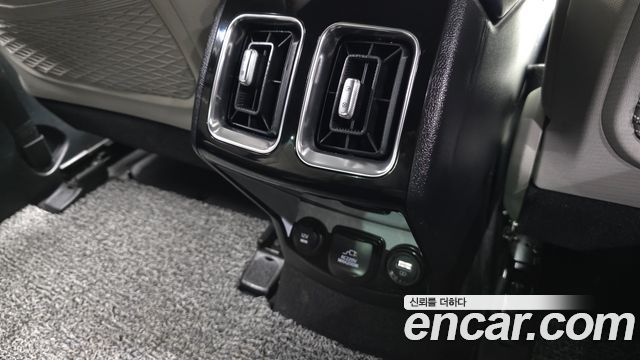 Kia Sorento (IV) HEV 1.6 2WD Gravity 2023 — фото 34