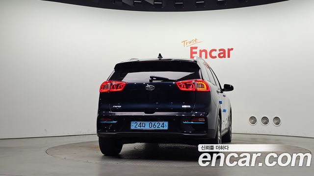 Kia Niro EV Noblesse 2020 — фото 4