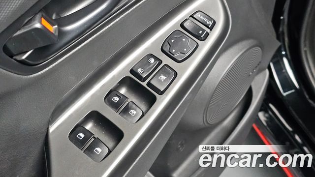 Hyundai Kona Gasoline 2.0 2WD 2.0 N 2023 — фото 35