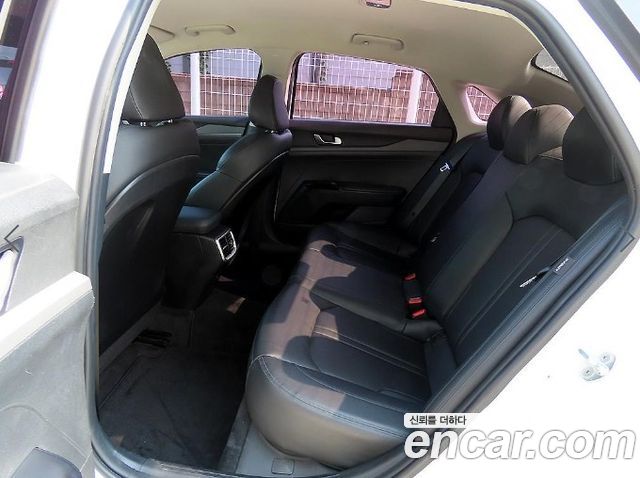Kia K5 (III) 2.0 Trendy 2021 — фото 6