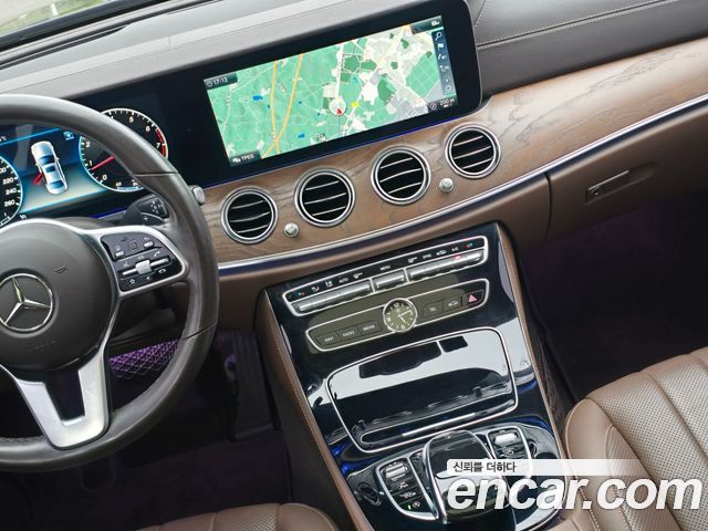 Mercedes-Benz E-Class (W213) E300 4MATIC Exclusive 2019 — фото 19