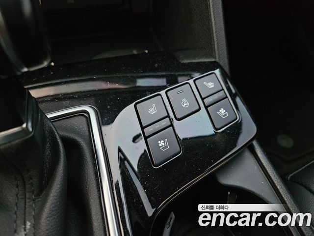 Kia Sportage (V) LPG 2.0 2WD Prestige 2023 — фото 7