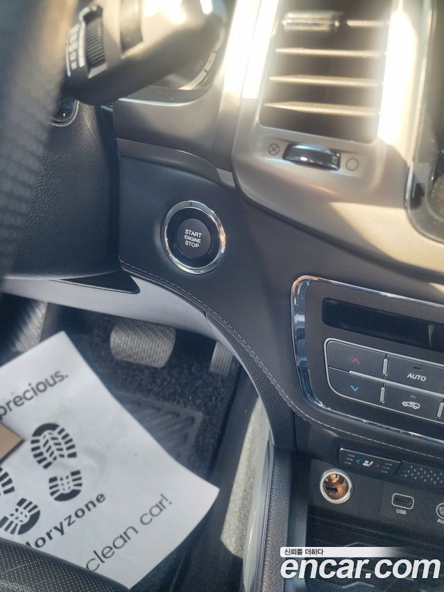 KG Mobility (SsangYong) Rexton Sports Khan Diesel 2.2 4WD Prestige (Leaf) 2019 — фото 6