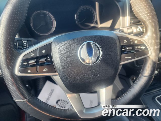 KG Mobility (SsangYong) Rexton Sports Khan Diesel 2.2 4WD Prestige (Leaf) 2019 — фото 8