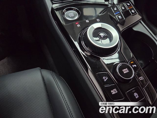Kia Sportage (V) Gasoline 1.6 Turbo 2WD Nobleless 2024 — фото 14