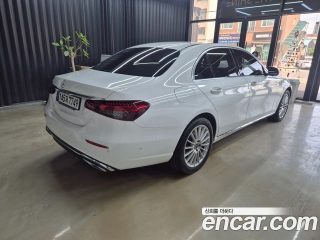 Mercedes-Benz E-Class (W213) E250 Exclusive 2021 — фото 4