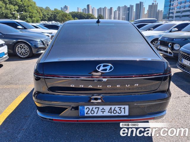 Hyundai Grandeur (GN7) 2,5 Gasoline 2WD Exclusive 2023 — фото 3