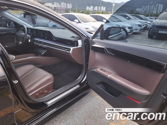 Hyundai Grandeur (GN7) 2,5 Gasoline 2WD Exclusive 2023 — фото 8